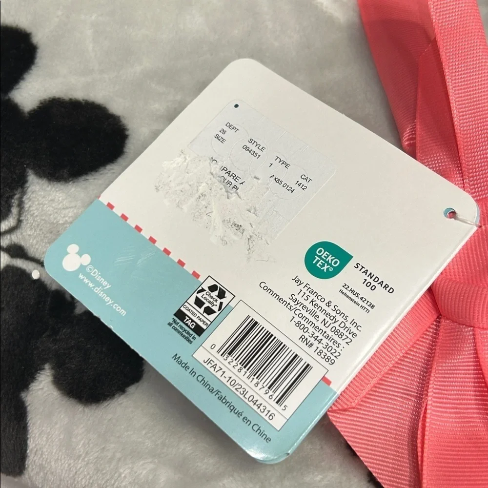 NWT! Mickey & Minnie Blanket